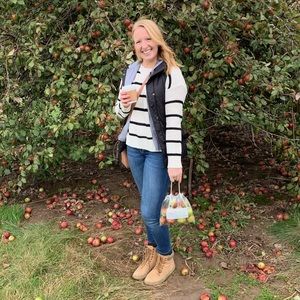 Meet your Posher, Courtney